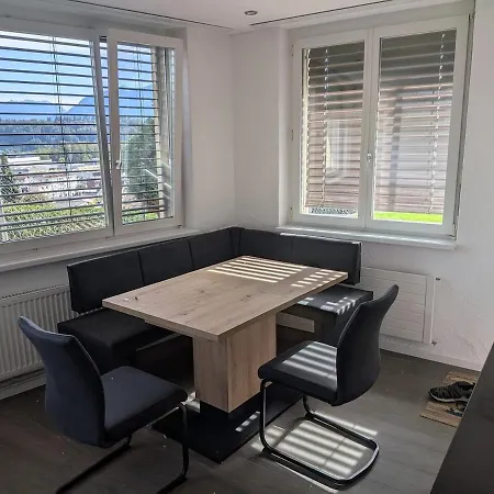 Bright 2-room First-floor With Private Entrance Appartement Schmerikon